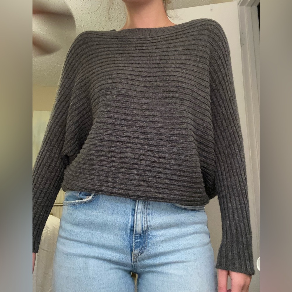 SUGAR + LIPS  dark grey sweater in XS/S